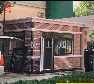 定期對(duì)保安崗?fù)みM(jìn)行保養(yǎng)，有利于小區(qū)長治久安